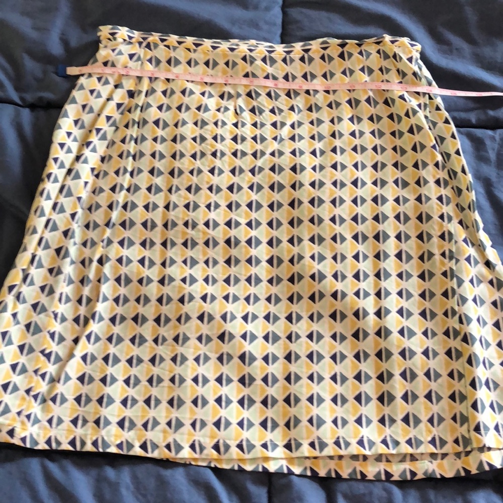 5/$25 Vintage old navy wraparound sz 6 skirt